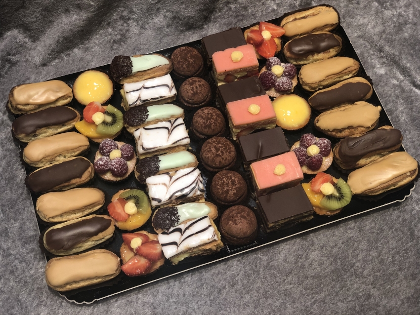 Petits fours sucrés