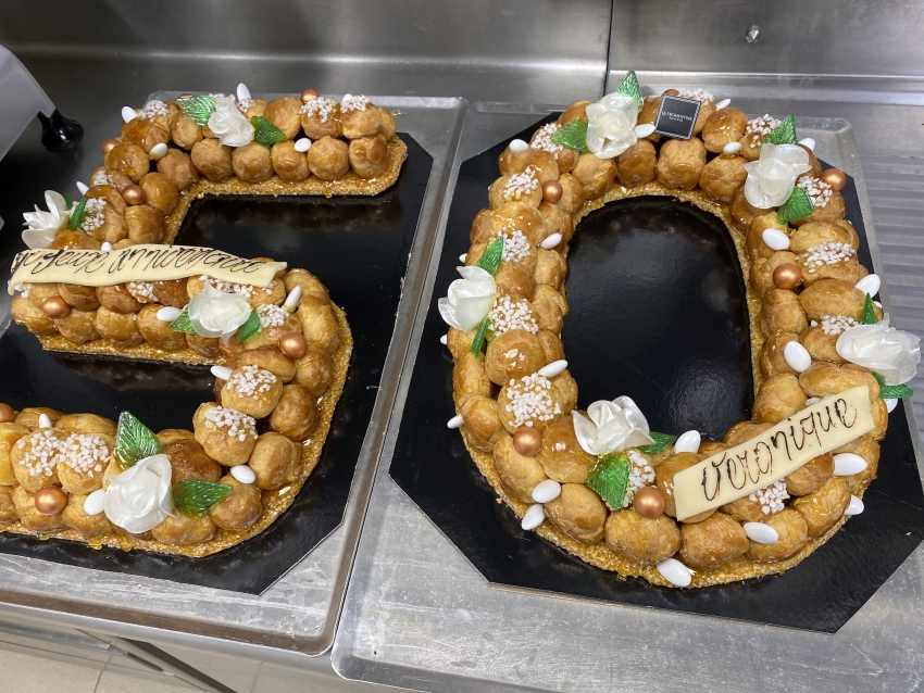 Chiffres d'anniversaire en choux / Nougatine